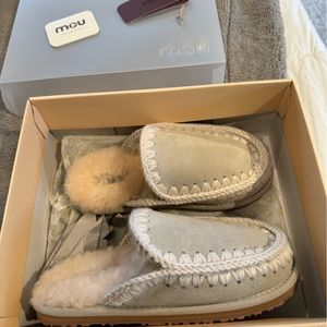 NWT Mou Sheepskin Suede Slipper in Silver Birch